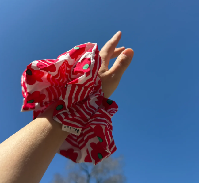 Red Flower Scrunchie - Large