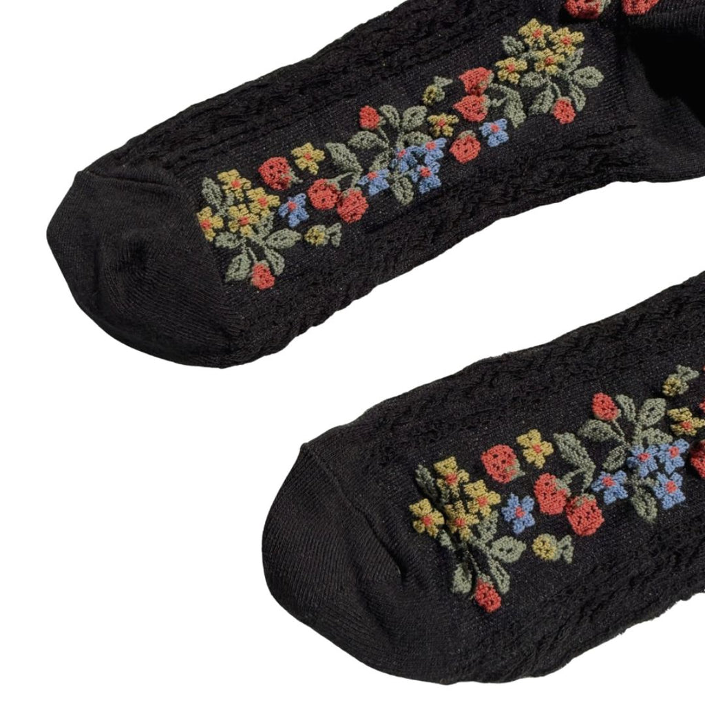 Wild Strawberry / Metsmaasika Socks
