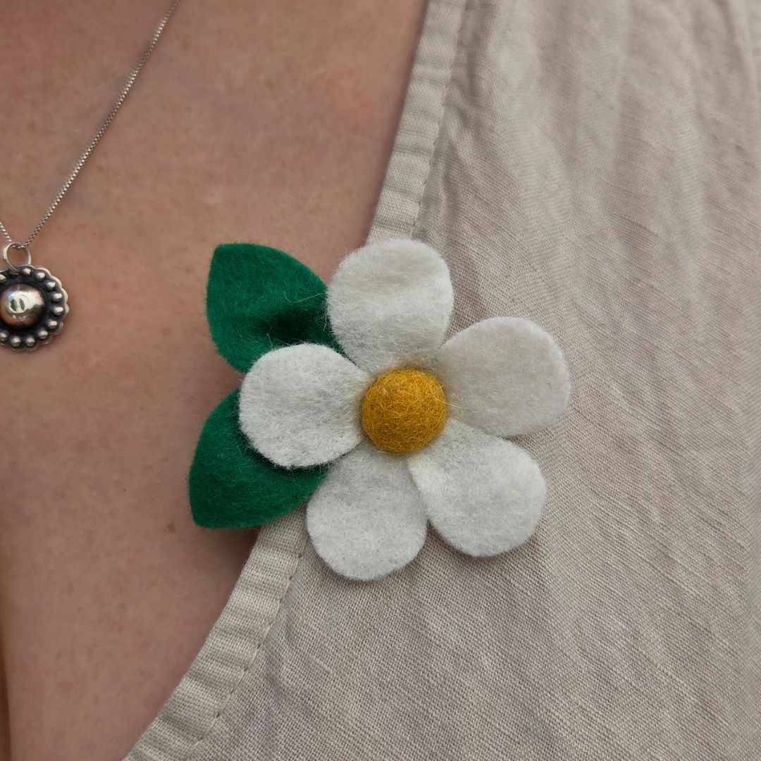 Daisy Hair Clip