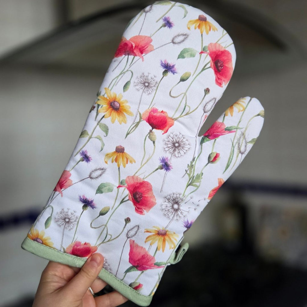 Poppy Meadow Oven Mitt
