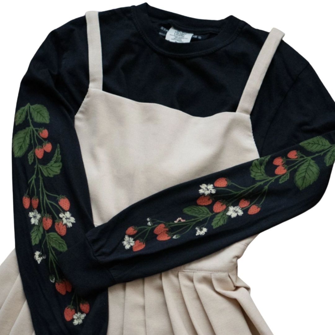 Strawberry Long Sleeve - Black